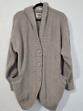 UGG RTW Franca Travel Cardigan Sweater Hooded Soft Fleece Gray/Tan 
M/L Button